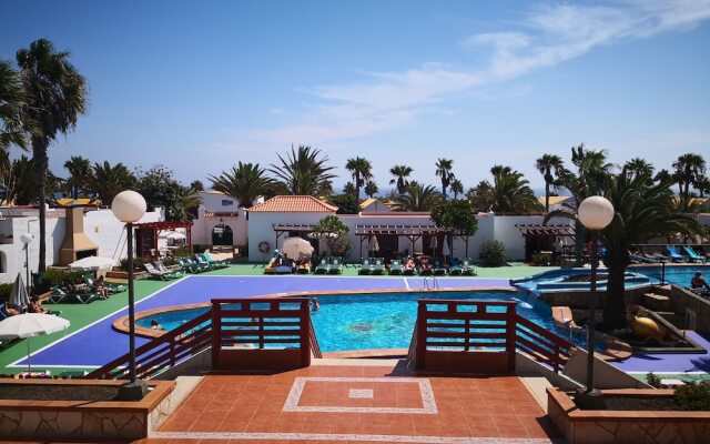 Bungalows Castillo Club Lake