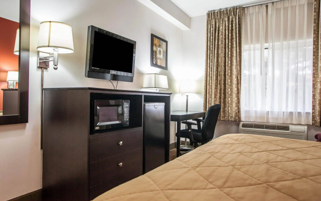 Comfort Inn & Suites