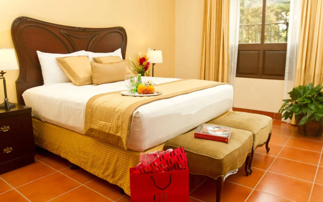 Hotel Los Portales