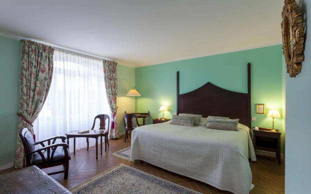 Grand Hotel "Château de Sully" - Piscine et Spa