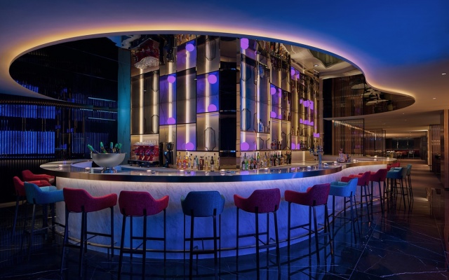 Prince, Marco Polo Hotel