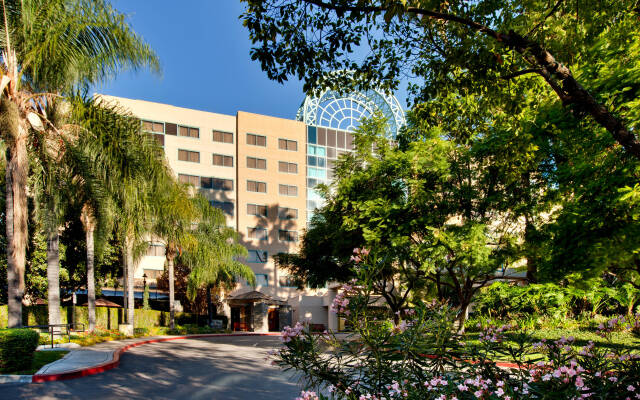 Sheraton Fairplex Suites & Conference Center