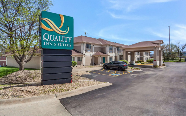 Quality Inn & Suites