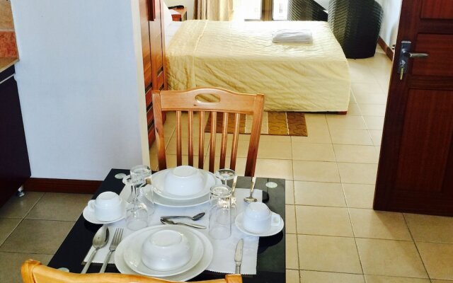 Fully Equipped Apartment in Flic-en-flac for 2 ppl - 500m From the Beach