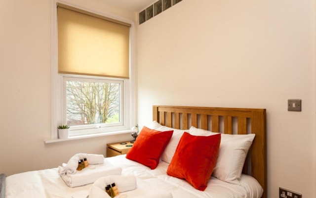 Redhill Garland- 1 bed 1 bath self contained ground floor flat — фото 2