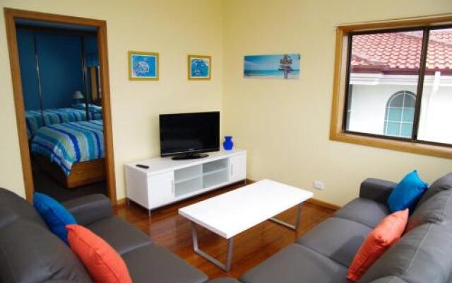 Endeavour, 10 Dulconghi Street