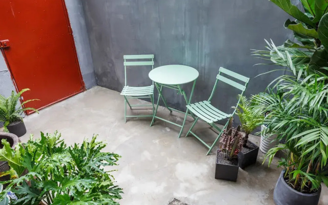 Zhigao West Lake Apartment Xiaozifang