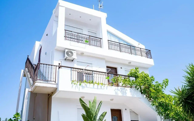 Nikitas Apartments & Loft