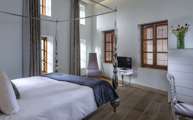 Casa Delfino Hotel & Spa