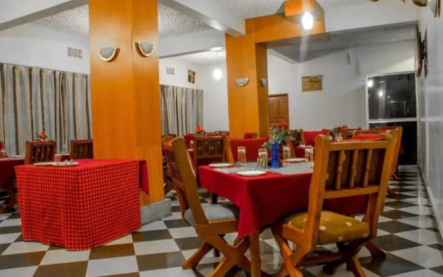 Zakinn Eland Hotel