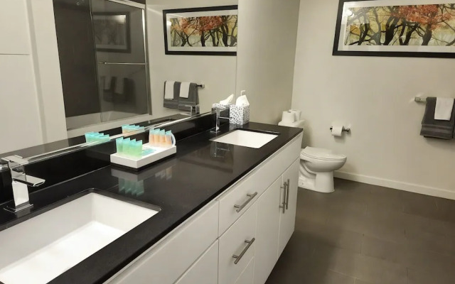 StaysPro - Venice Beach luxury Apartments minutes to The Marina And Santa Monica