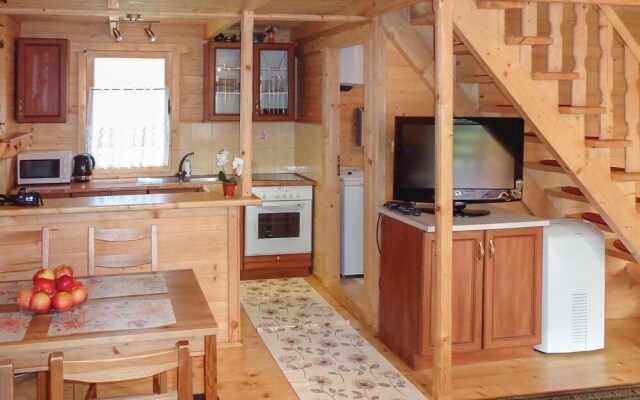 Nice Home in Jaroslawiec With 2 Bedrooms and Wifi