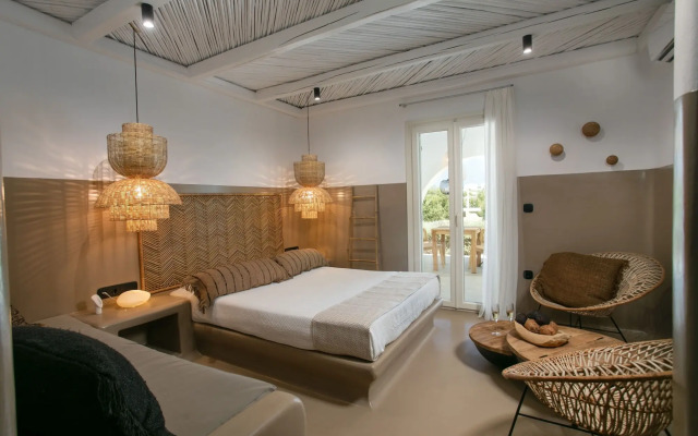 Naxos Euphoria Suites