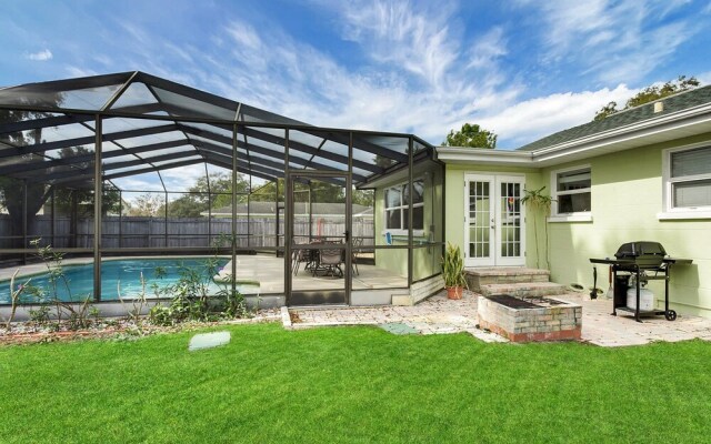 1505 Citrus Street Home by RedAwning