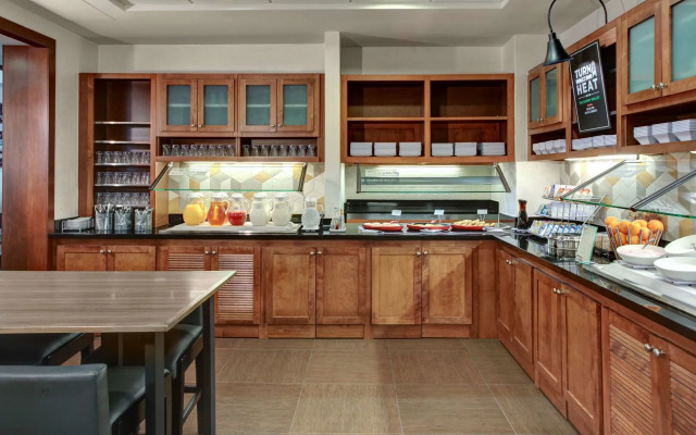 Candlewood Suites Birmingham - Inverness by IHG