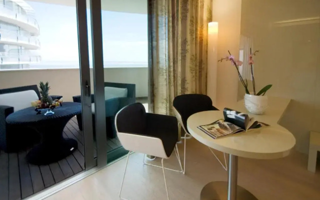 Hotel Premier & Suites