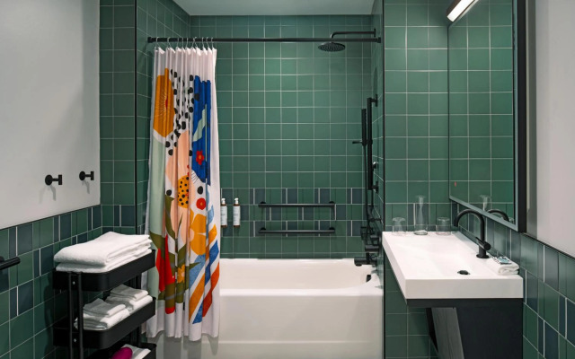 Moxy St. Petersburg Downtown