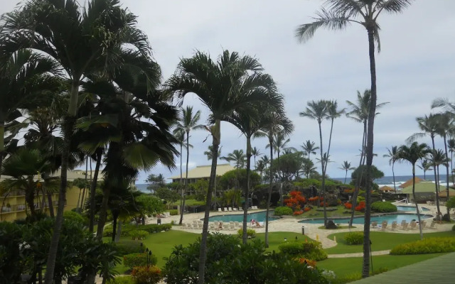 2417 @ Oceanfront Resort Lihue, Kauai Beach Drive