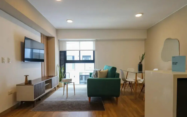 w Grandiose 2BR w Radiant Deco in Miraflores