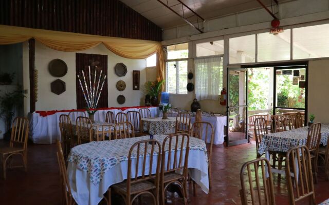 Bulwagang Princesa Tourist Inn & Restaurant