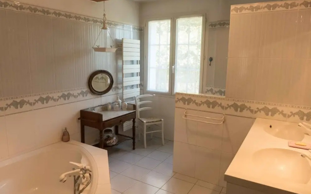 Large House With Pool in a Lush Green Environment