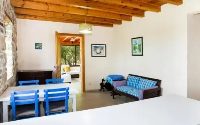 Important Group Villas Bitez