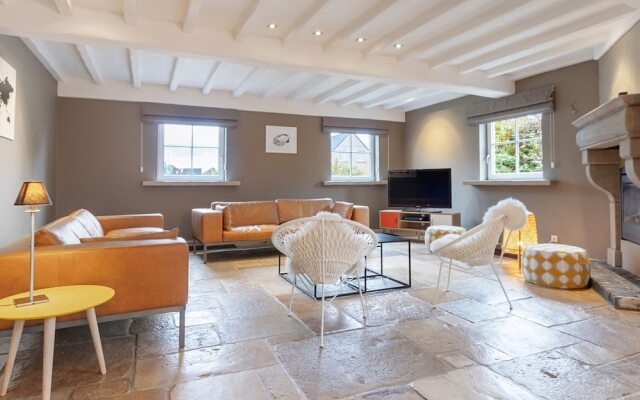 Stylish Villa In Lokeren With Sauna And Various Facilities For Children