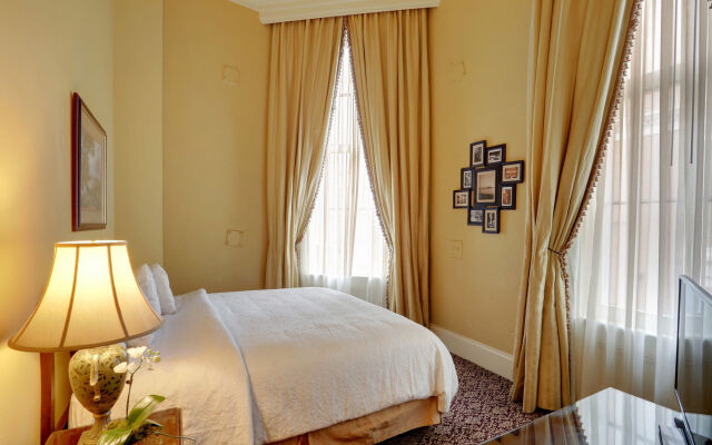 The Pelham Hotel