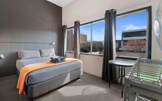 Rock Solid Backpackers Rotorua