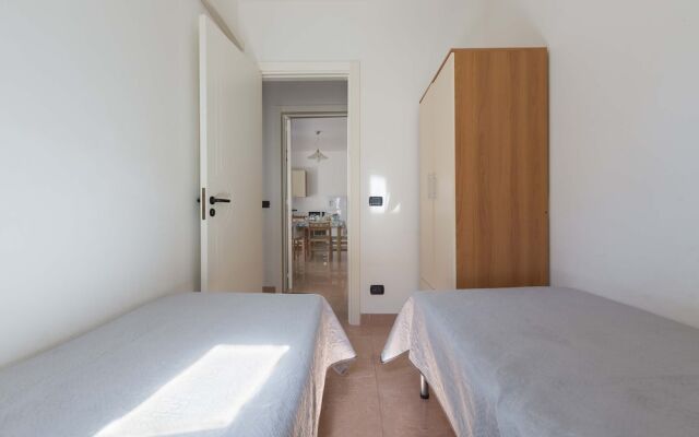 2747 Villino Li Marangi by Barbarhouse