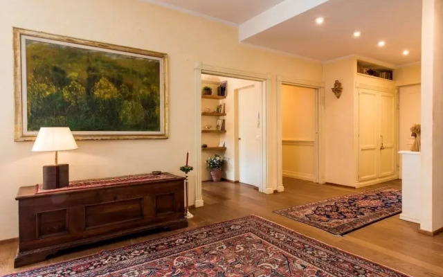 Deluxe Charming Florentine VILLA in the City. PLUS