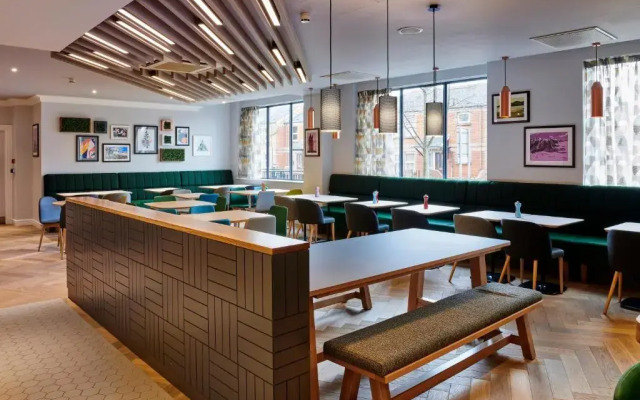 Holiday Inn Belfast City Centre by IHG