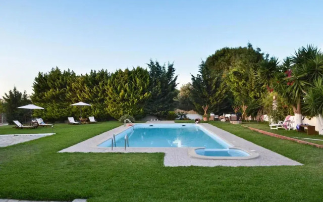 Villa John Dimeon With Private Pool