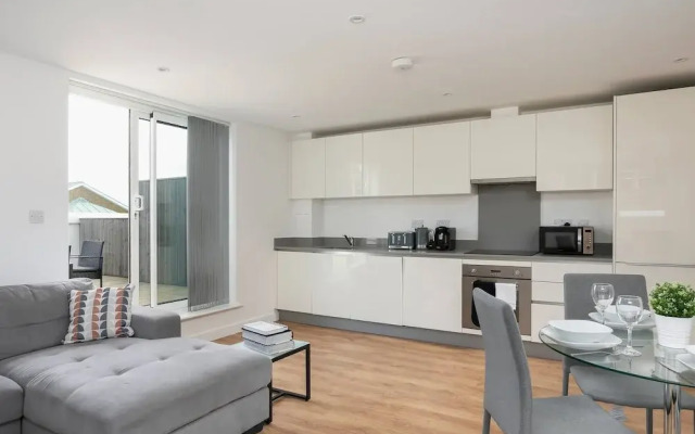 Skyvillion - Huge 4bed Apartment Wbalcony - Parking