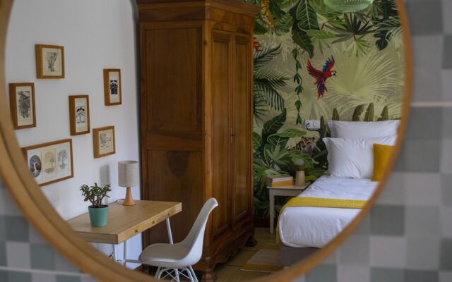 Maison et table d'hôtes le Camélia Blanc