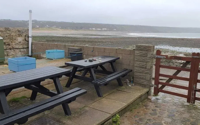 YHA Port Eynon