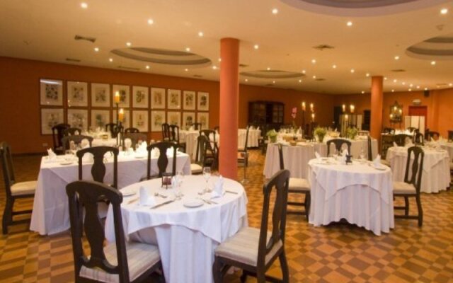 Costa Caribe Beach Hotel & Resort