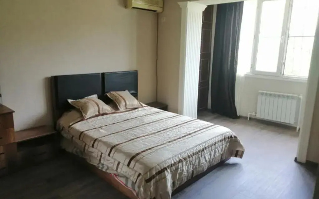 2 bed room Apartment in Center Апартамент в центре 3 комнаты