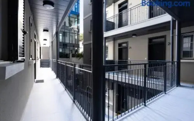 Sylvian Suites18-hosted by Sweetstay