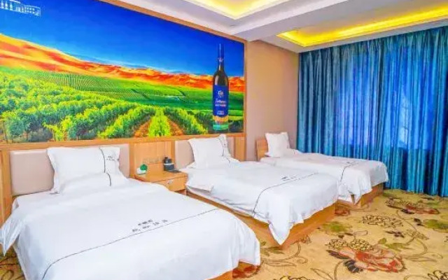Theme Hotel Turpan Camel Bell Winery
