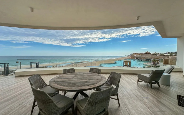 3BR Ground Floor Condo With Direct Pool Access