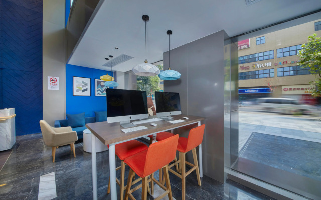 Holiday Inn Express Shanghai Jinshan by IHG