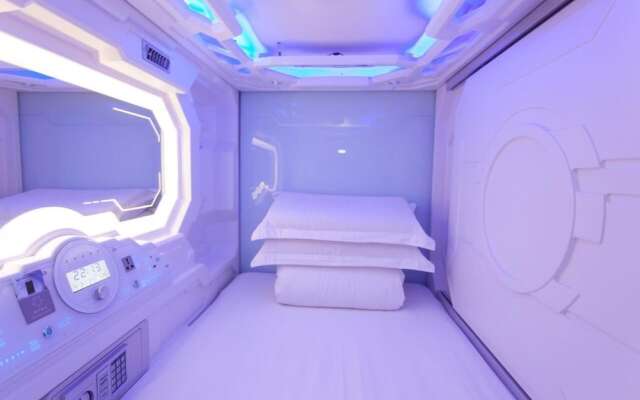 SkyCity Capsule Hostel