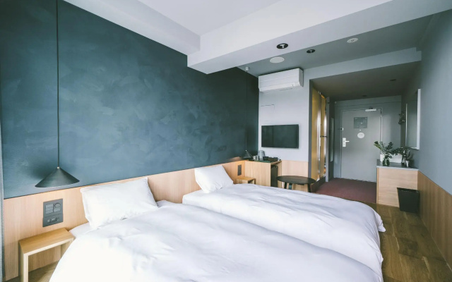 Landabout Tokyo