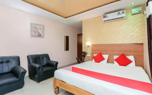 OYO 9592 Maharaja Palace Resort