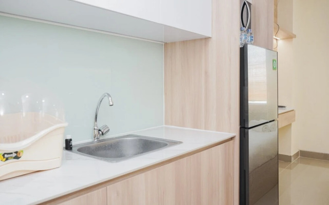 Cozy and Simply Studio Room at B Residence Apartment