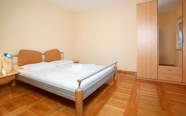 Oaza Apartmani Primosten