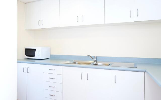 Holiday Inn Sydney Potts Point by IHG