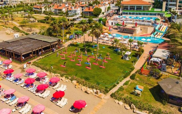Clover Magic Seagate Belek Hotel
