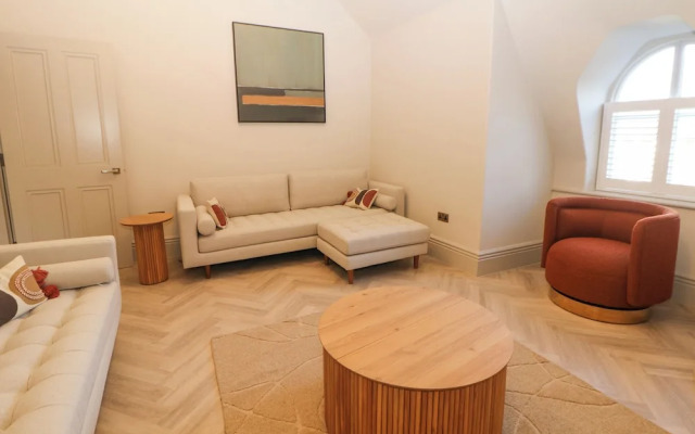 Chatsworth Suite